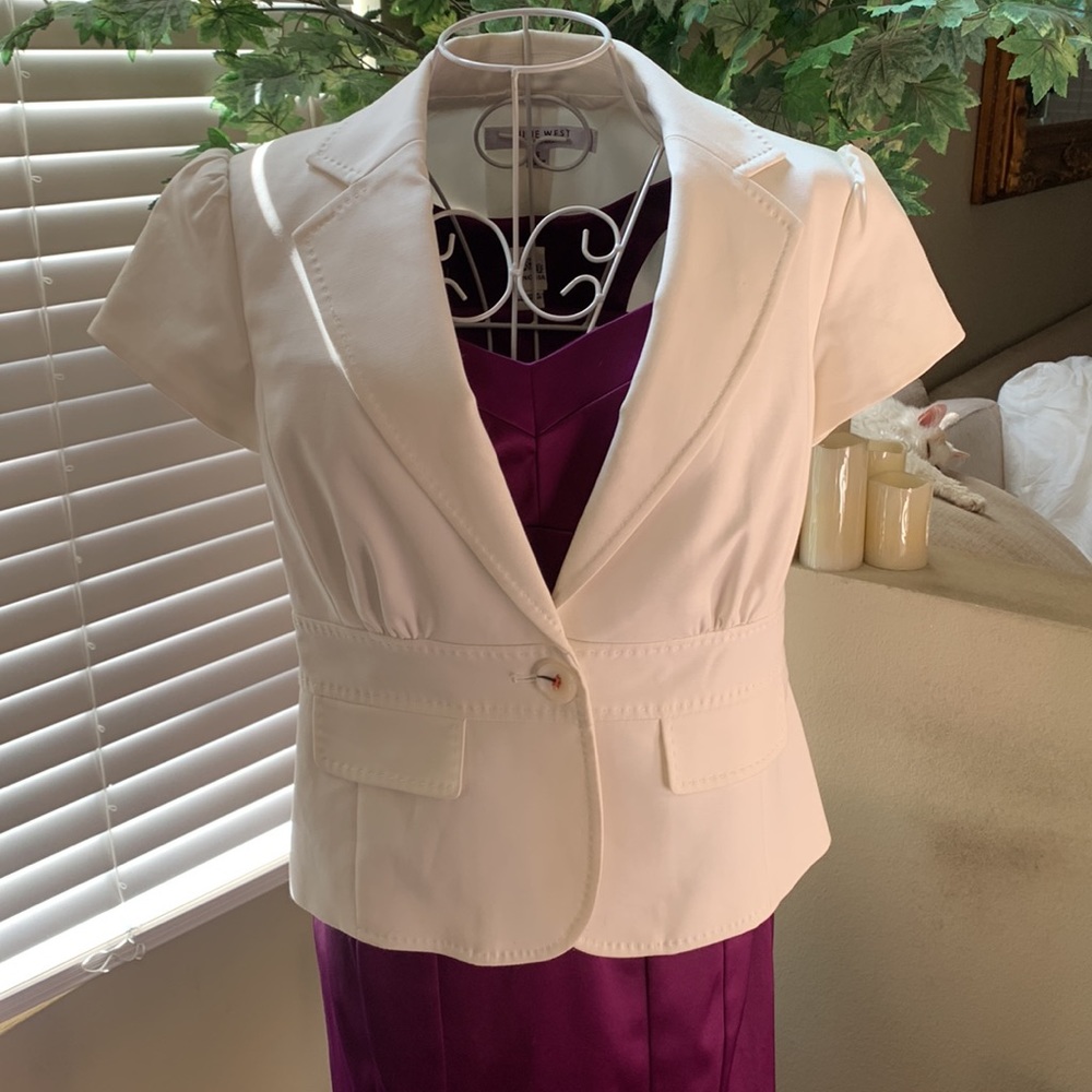 Nine West Suit Separate Off-White Short Sleeved Jacket Sz6 Great Condition